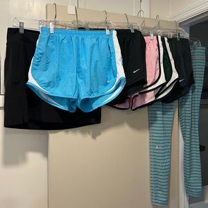 Women’s (L) workout bottoms bundle!